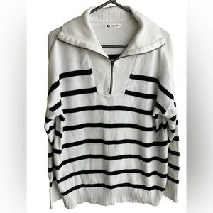 Black and white stripe 1/4 zip collared knit sweater XL